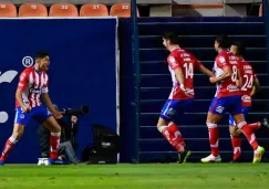 Jugadores de Atlético de San Luis en festejo