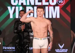 El Canelo Álvarez en una ceremonia de pesaje 