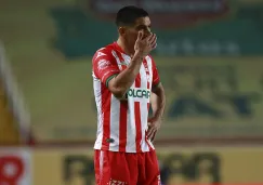 Jairo González en un partido con Necaxa 