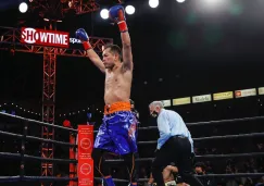 Nonito Donaire venció a Nordine Oubaali para ser el campeón mundial más longevo de Peso Gallo