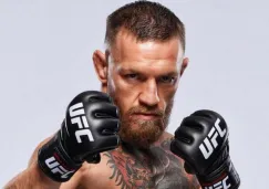 Conor McGregor posa para la UFC