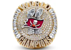 Anillo de Bucs por ganar el SBLV