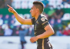 Ángel Mena en festejo de gol