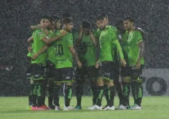 Jugadores de Juárez previo al partido