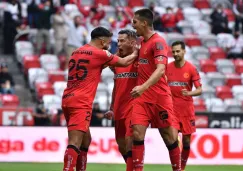 Jugadores del Toluca celebran gol vs Mazatlán