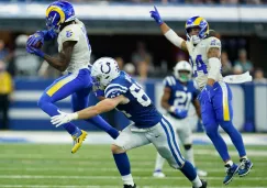 Rams en acción frente a los Indianapolis Colts en la temporada regular de la NFL 