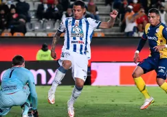 Barovero, figura ante Pachuca