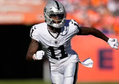 Ruggs corre durante un partido de los Raiders