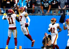 Jugadores de Washington festejando ante Panthers