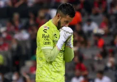 Camilo Vargas en un partido de Atlas