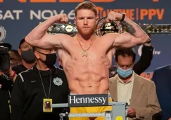 Saúl 'Canelo' Álvarez en ceremonia de pesaje