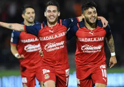 Jesús Angulo celebra junto a Alexis Vega