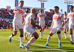 Jugadores de Toluca celebrando el único gol ante San Luis 