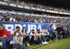 La afición al ingresar a la cancha de La Corregidora