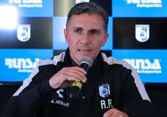 Adolfo Ríos durante conferencia de prensa con el equipo de Querétaro