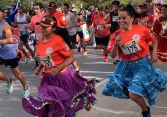 Participantes dan inicio a la competencia