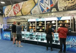 WWE: Tienda de souvenirs de WrestleMania 38, con poca gente un día después del evento