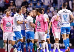 Puebla y Pachuca jugando partido de la Liga MX en el Apertura 2021