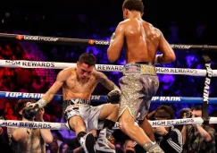 Óscar Valdez contra las cuerdas ante Shakur Stevenson