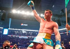 Canelo Álvarez tras ganar una pelea