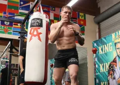 Canelo Álvarez durante entrenamiento