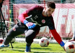 Tiago Volpi entrenando con el Toluca