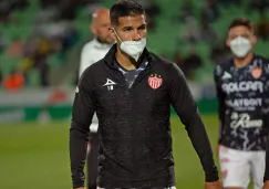 Chucho López durante calentamiento con Necaxa