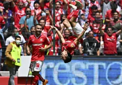 Navarro celebra gol con Toluca ante Atlas