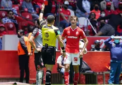 Marcel Ruiz recibió la tarjeta roja