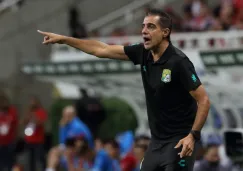 Renato Paiva se va triste con el empate ante Chivas