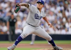 Julio Urías en acción con los Dodgers vs los Padres