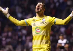 Antony Silva celebra durante juego de Repechaje ante Chivas en el AP21