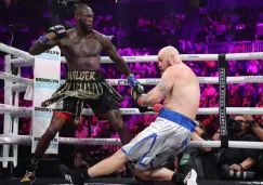 Deontay Wilder noqueando a Robert Helenius