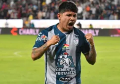 Chifis López en festejo con Pachuca