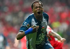 Romario Ibarra celebra con Tuzos ante Toluca