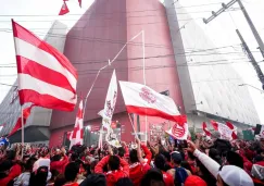 Afición de Toluca no deja de alentar a su equipo