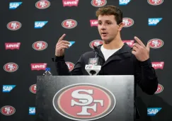 Brock Purdy en conferencia de prensa de 49ers