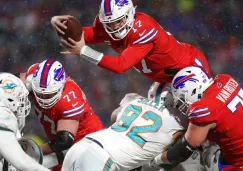 Josh Allen comandó la victoria de Bills