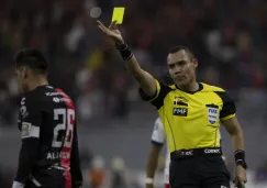 Afición del Atlas trollea a Chivas por polémico arbitraje y lanzan el hashtag #YaVan2