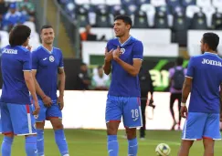 Jordan Silva en un calentamiento con Cruz Azul