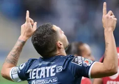 El mediocentro firmó su renovación con Rayados