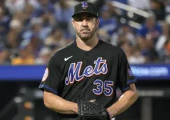 El pitcher firmó con los Mets en diciembre, ahora vuelve a Houston