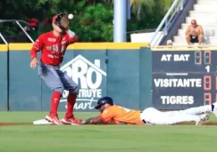 Tigres de Quintana Roo enfrentando a los Diablos Rojos