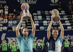 González celebra un trofeo más en su ilustre carrera