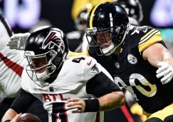 TJ Watt durante el encuentro ante Falcons