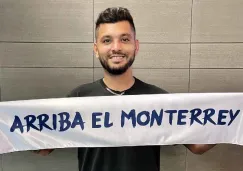 Tecatito Corona llegó a México y le mandó un mensaje a Rayados: 'Esta es mi casa'