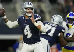 Cowboys aplasta a los Rams con 4 pases de anotación de Dak Prescott