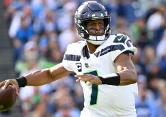 Geno Smith guía remontada de Seattle en el cuarto período para vencer a Tennessee