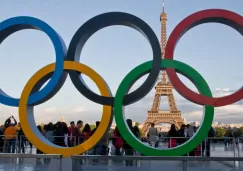 París celebra entrada de 2024 con temática de Juegos Olímpicos