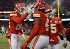 Mahomes y Chiefs congelan a Dolphins y avanzan a la Ronda Divisional en la AFC